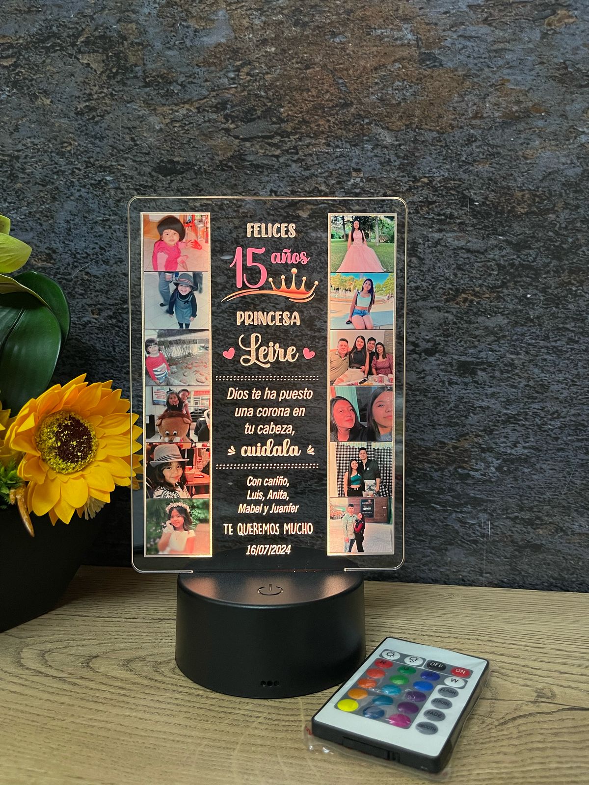 Base Led Plástica Negra | 15 Años